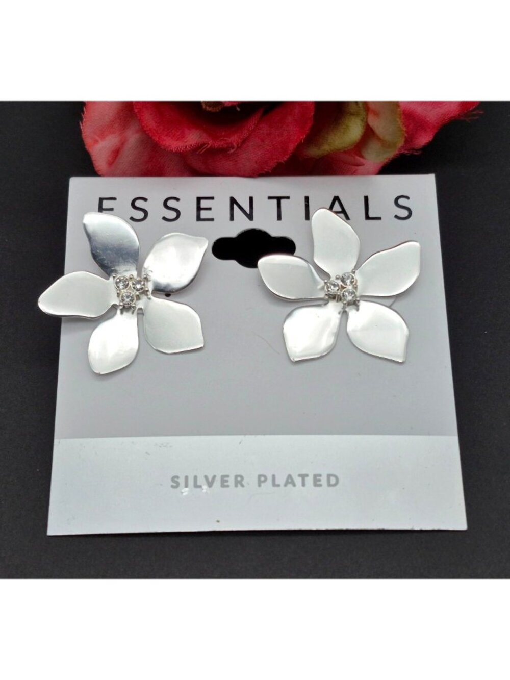 NWT Essentials by Macy's Silver Plated 1.5" Flower Floral Statement Earrings